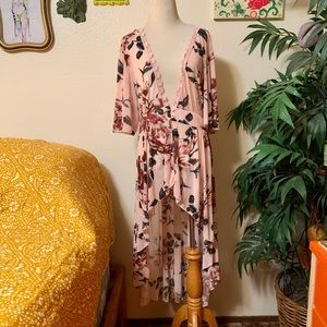 Size L pretty pink floral sheer top